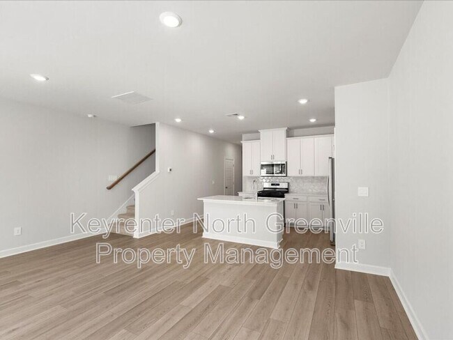 Foto del edificio - 855 Ernest Ln