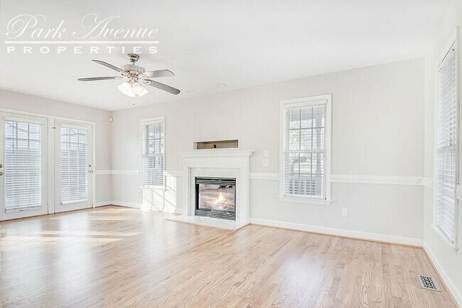 Foto del edificio - 100 White Cap Ln