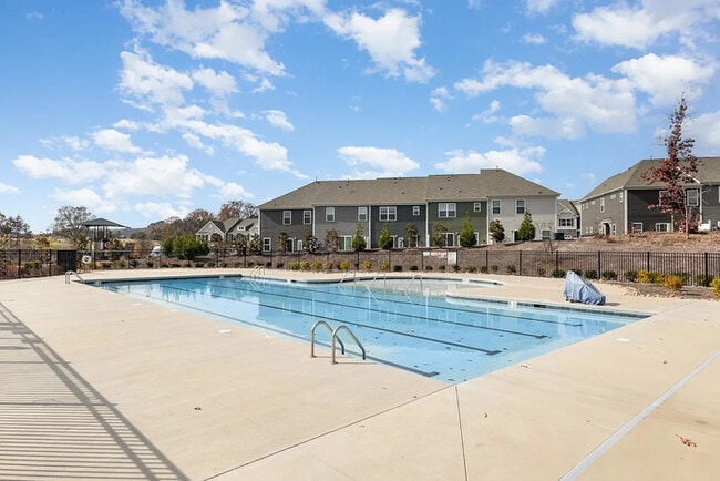 Building Photo - Townhouse Arberdene