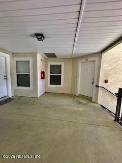 Foto del edificio - 7920 Merrill Rd