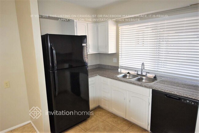 Foto del edificio - 13815 N 45th Ave