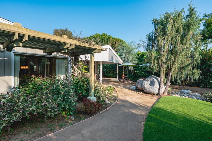 Photo - 1342 Skyline Dr (Santa Ana, CA)