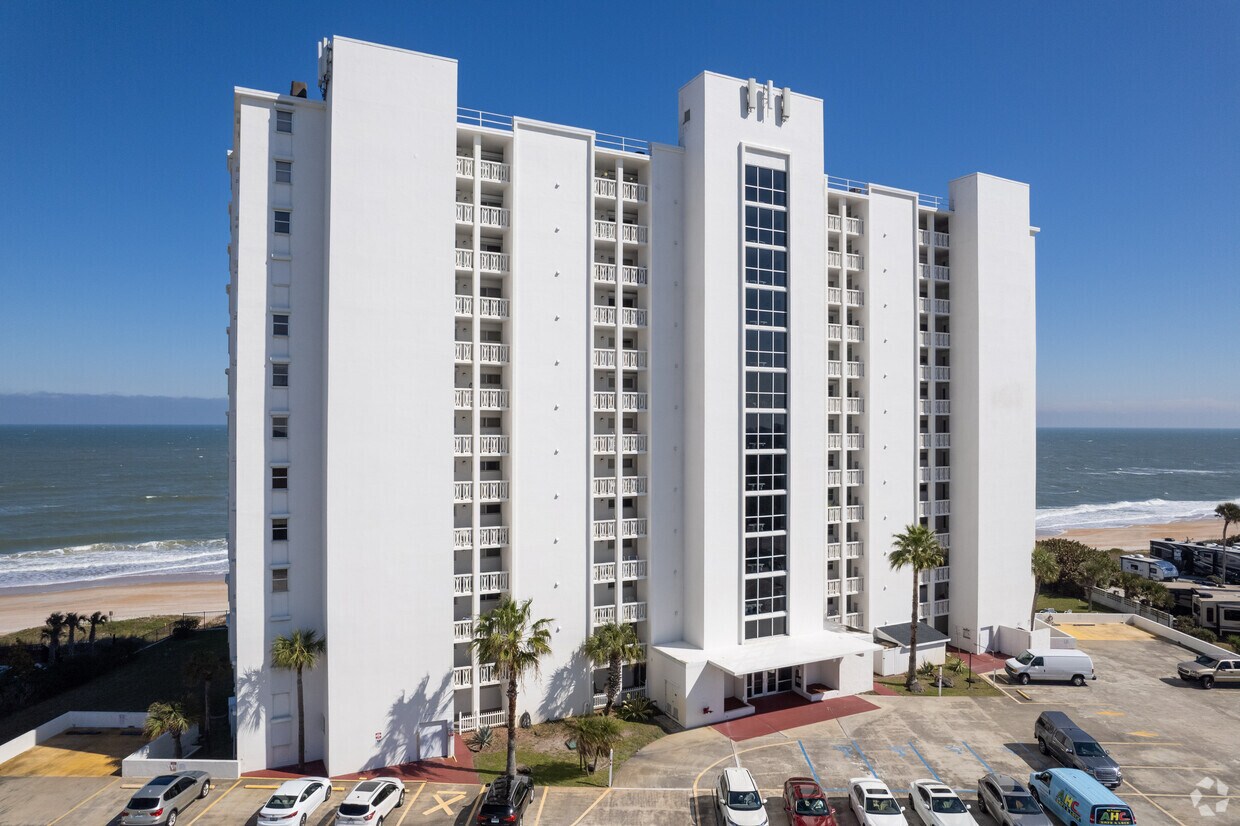 Primary Photo - Van Lee Condominiums