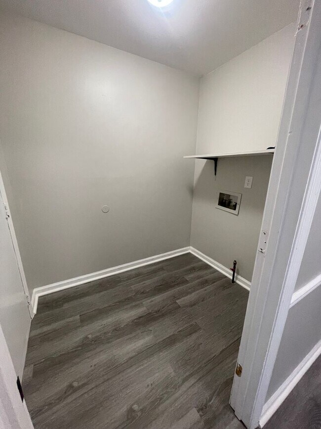 Foto del edificio - Available now in Amelia Landing Subdivisio...