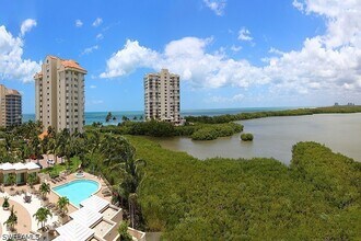 Building Photo - 60 Seagate Dr