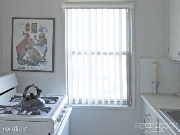 Foto principal - 9531 Greenview Ave