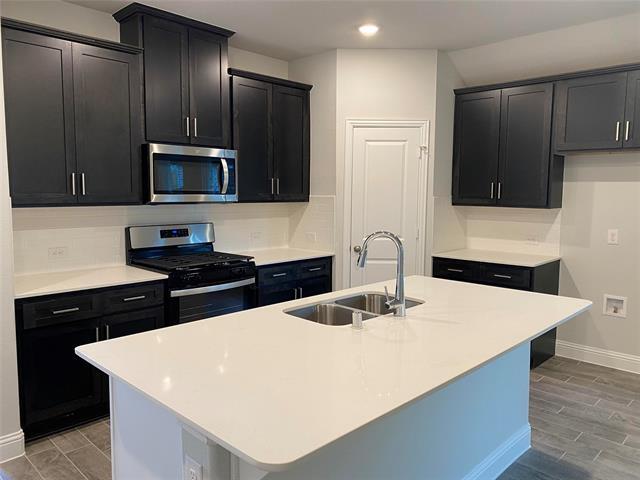 Building Photo - 205 Portina Dr