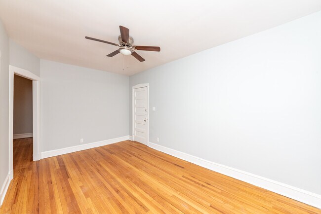 Building Photo - 4001 N Wolcott Ave