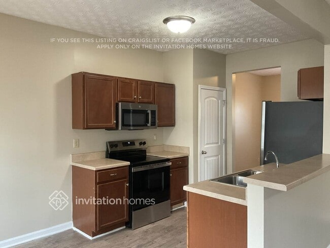 Foto del edificio - 517 Brady Dr