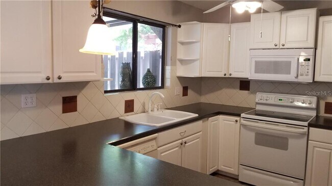 Foto del edificio - 4001 S Beneva Rd