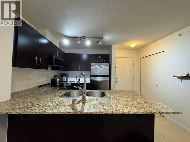 Building Photo - 11667 Haney Byp