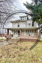 Building Photo - 635 S 25th St