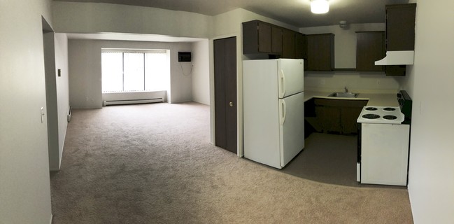 Nook/Kitchen - Mound Manor Apartments