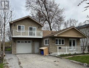 Building Photo - 210 Ways Bay Dr