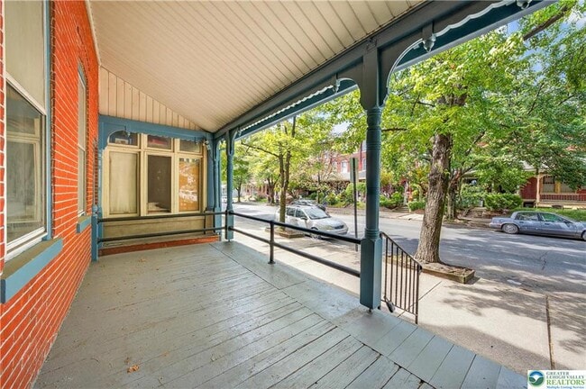 Building Photo - 519 N 6th St