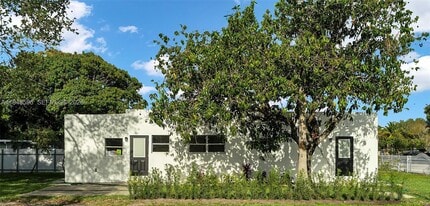 Building Photo - 1046 Jann Ave