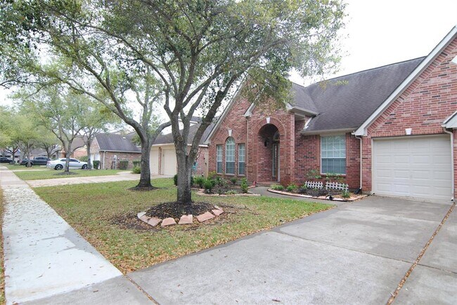 Building Photo - 5114 Cedar Spring Dr