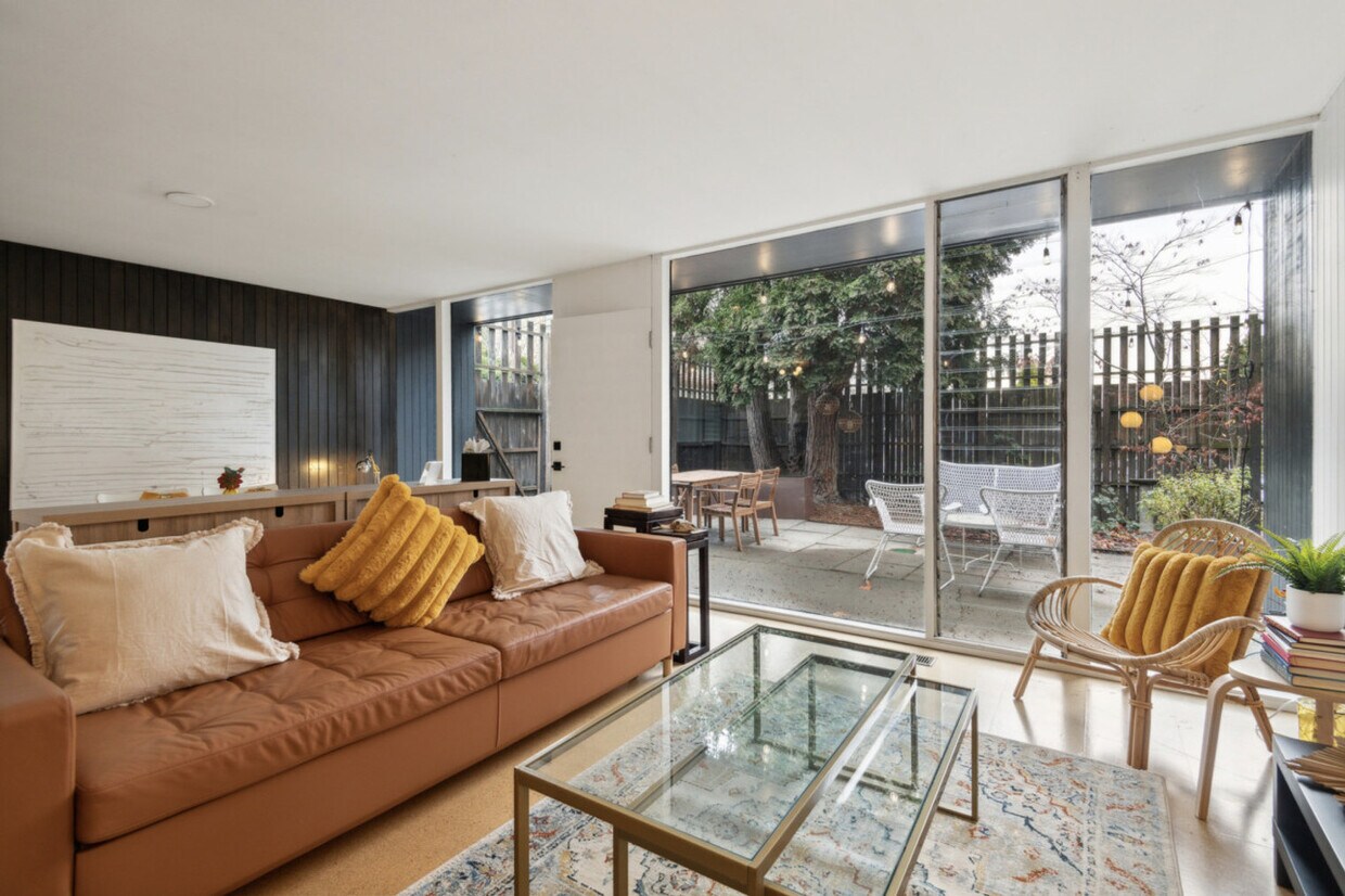 Foto principal - 721 N 38th St