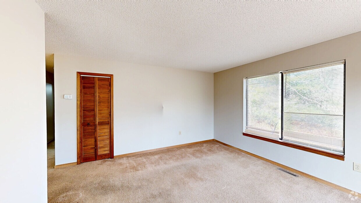 Photo - Shagbark Apartments