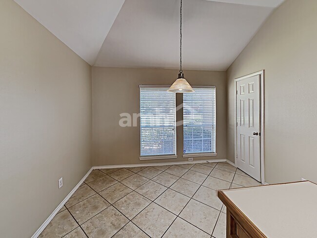 Foto del edificio - 16219 Lavender Creek Ct