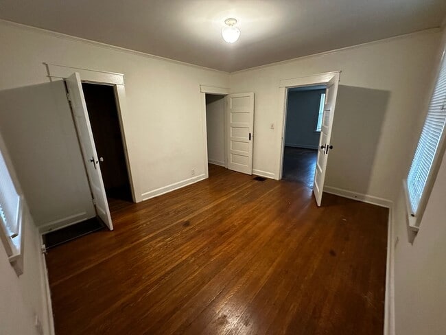 Building Photo - 514 S Washington St