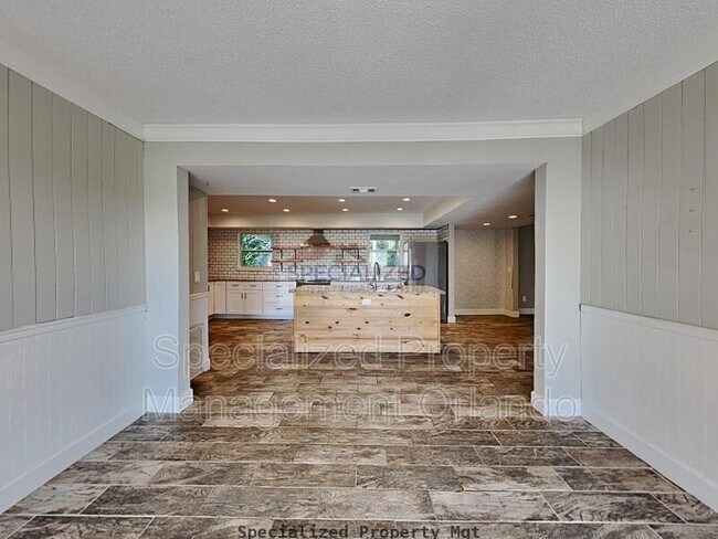 Building Photo - 3154 Whisper Wind Dr
