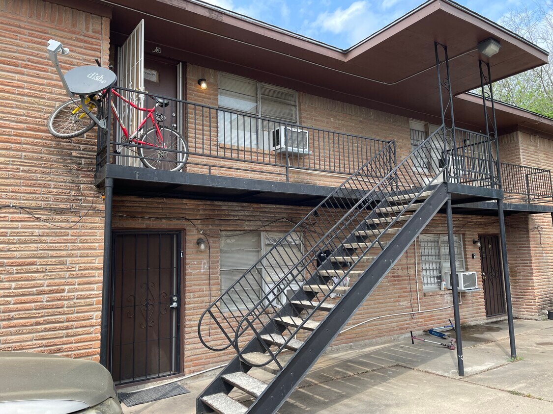 Foto principal - 3405 Drew St