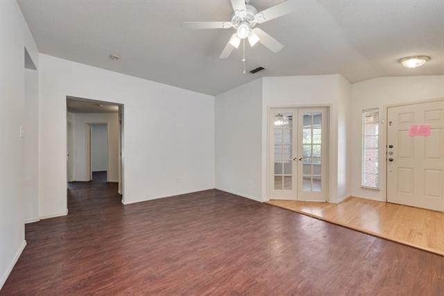 Foto del edificio - 3113 Candlebrook Dr