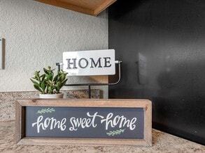 Building Photo - 12603 Telge Rd