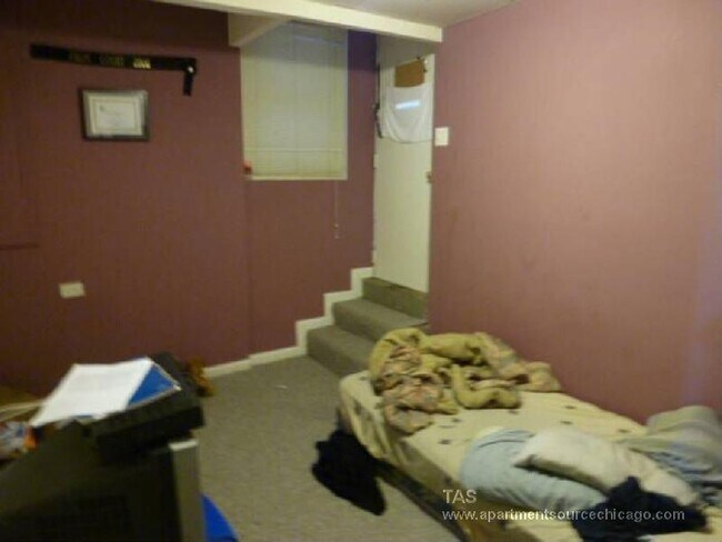Foto del edificio - 648.5 W Roscoe St