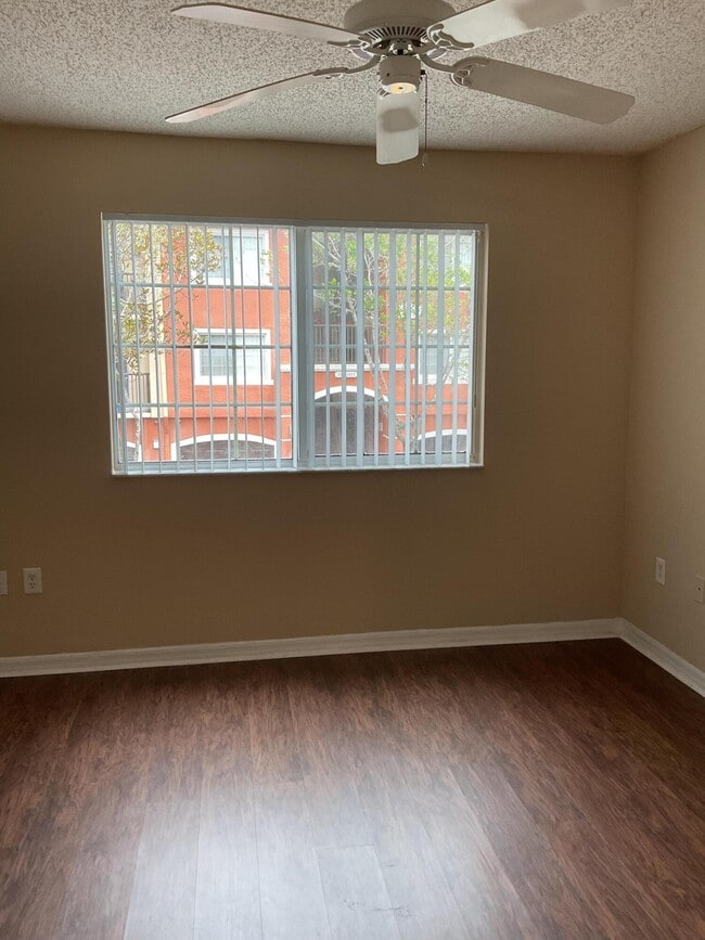 Foto del edificio - 4171 N Haverhill Rd