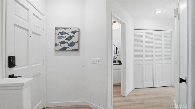 Building Photo - 405 Ribbon Beach Way