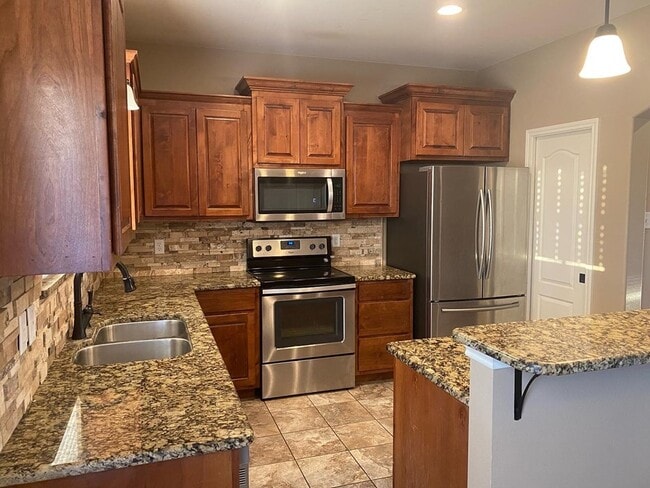 Foto del edificio - 4114 Huntleigh Dr