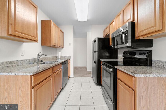 Building Photo - 9557 Coggs Bill Dr