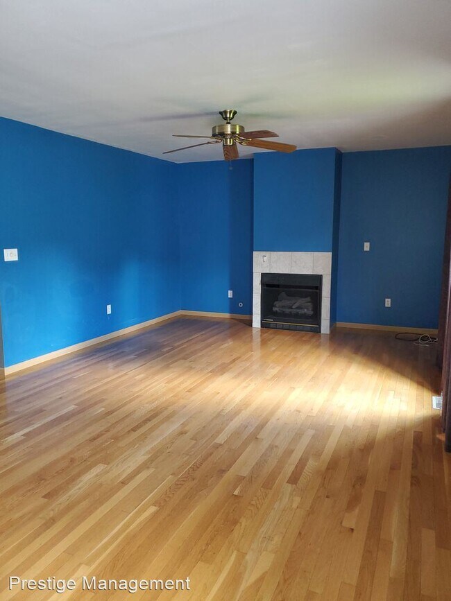 4 br, 2.5 bath House 1927 Westfield Ct House Rental in Griffith, IN