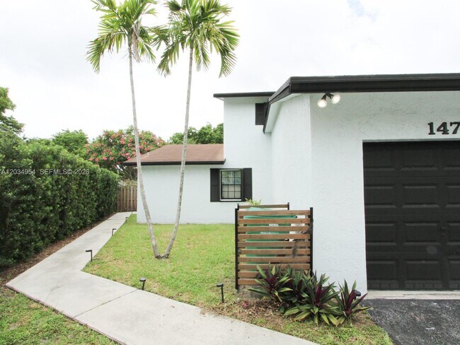 Foto del edificio - 14740 SW 108th Terrace