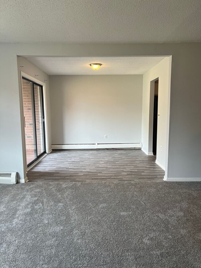 Interior Photo - Avon Woods Apartments