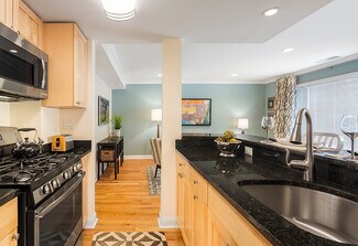 Building Photo - 154 Independence Dr