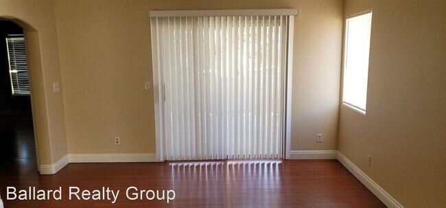 Foto del edificio - 2 br, 2 bath House - 1541 Linnbaker Lane, ...