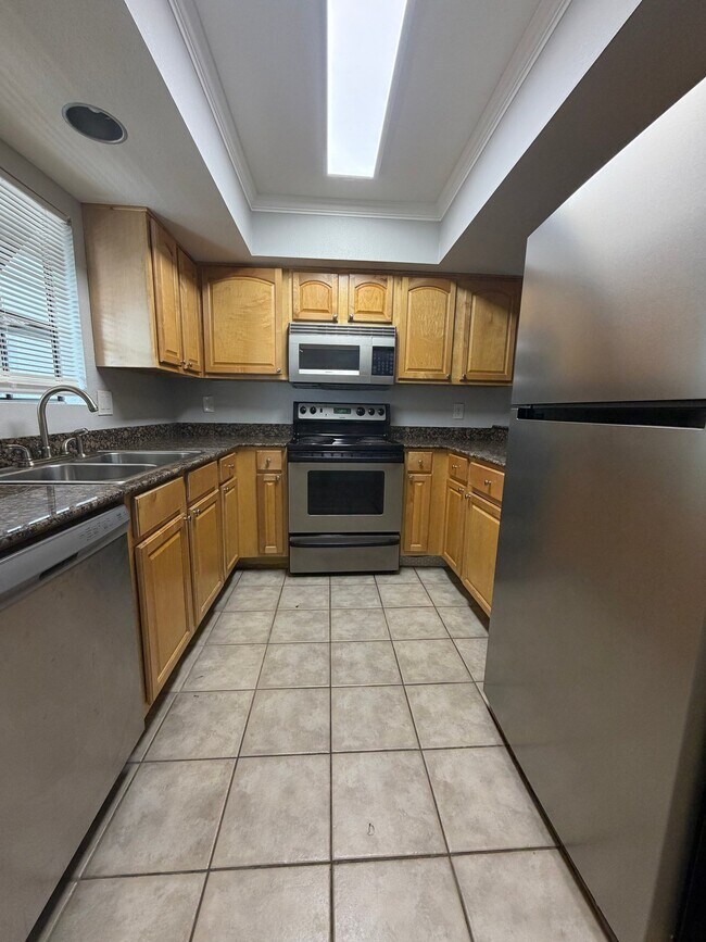 Foto del edificio - 3420 W Danbury Dr