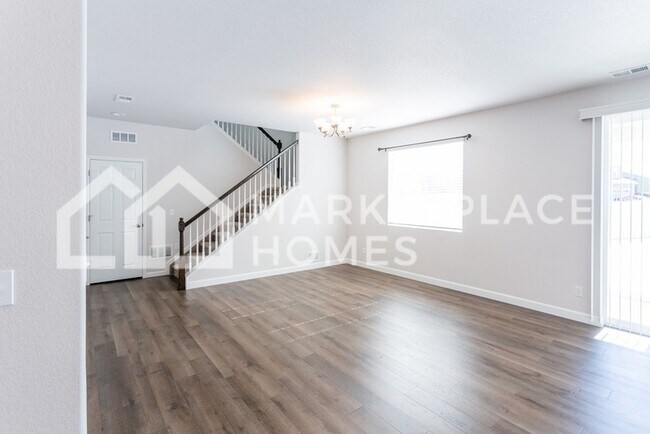 Building Photo - 8880 E 106th Pl