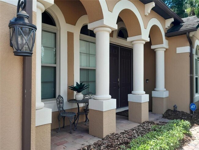Foto del edificio - 600 Stone Oak Dr