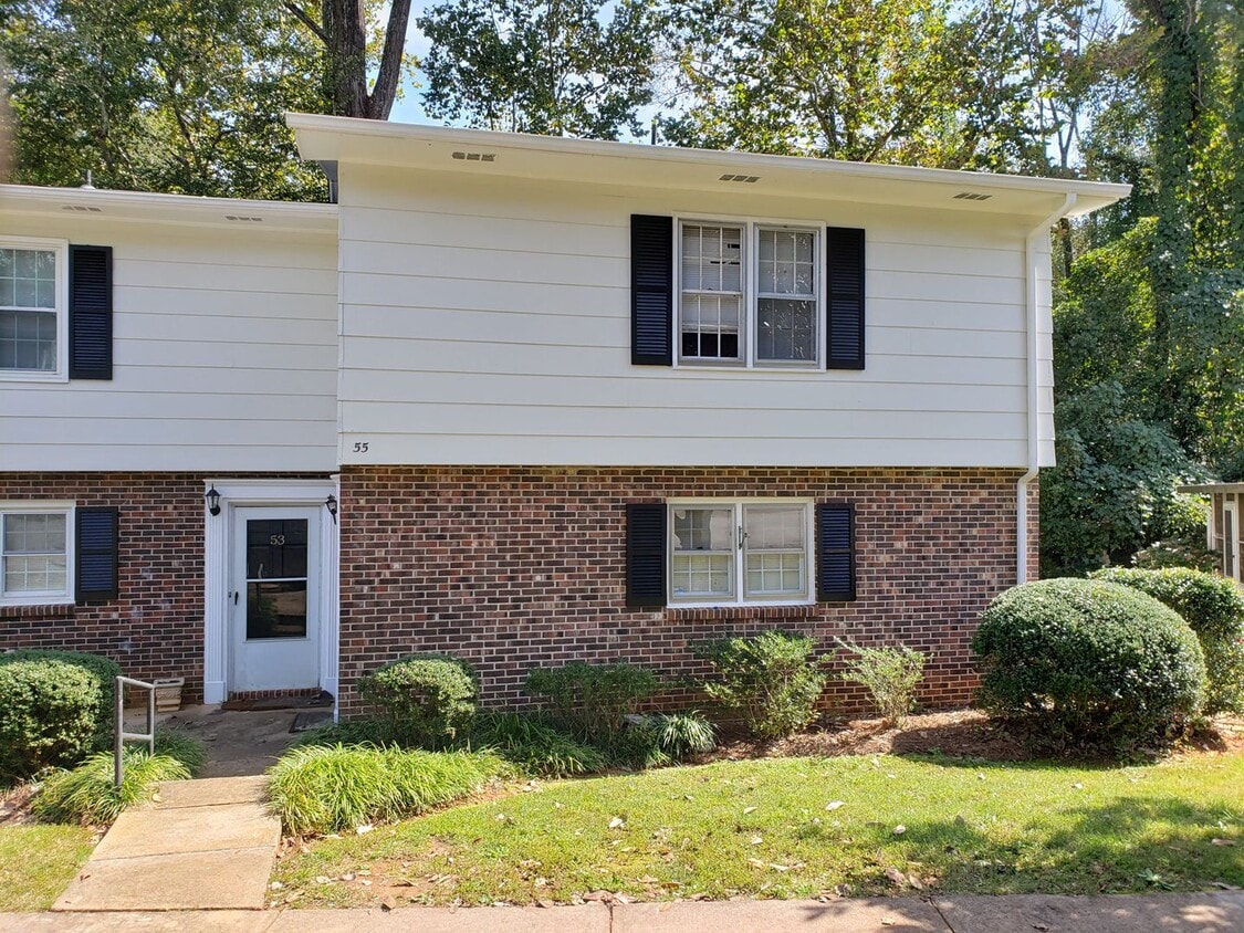 55 Summercreek Dr, Spartanburg, SC 29307 House Rental in Spartanburg
