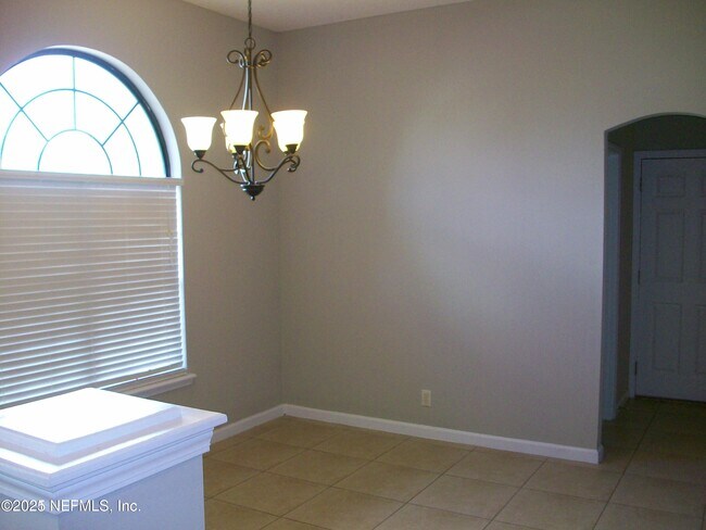 Foto del edificio - 2185 Walkers Glen Ln