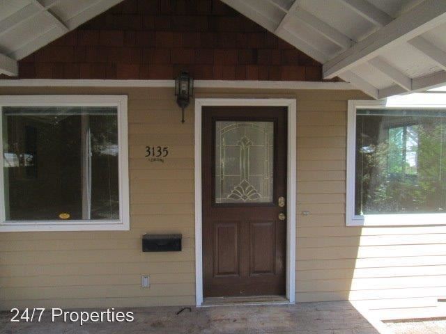 Building Photo - 2 br, 2 bath House - 3135 SW Huber St