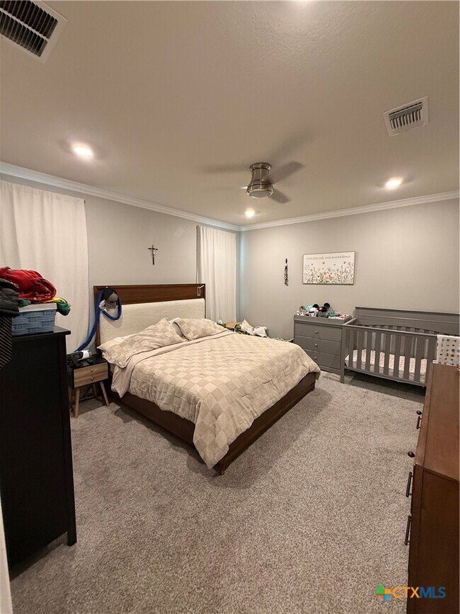 Foto del edificio - 1908 Brandon Oak