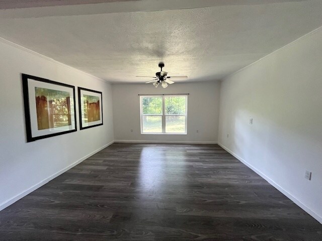 Foto del edificio - 720 Searcy Ave