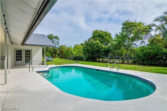 Foto del edificio - 2324 Kings Lake Blvd