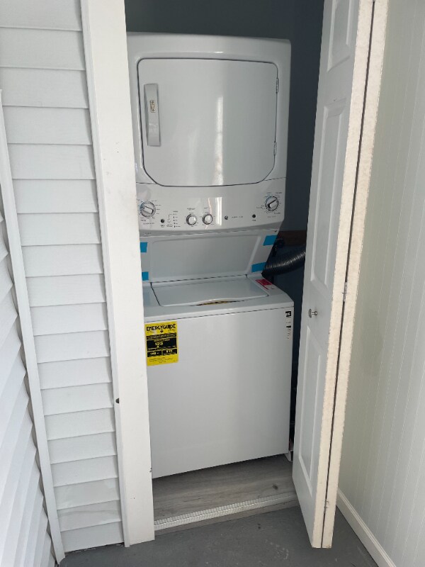 Foto del edificio - 221 N Davison St