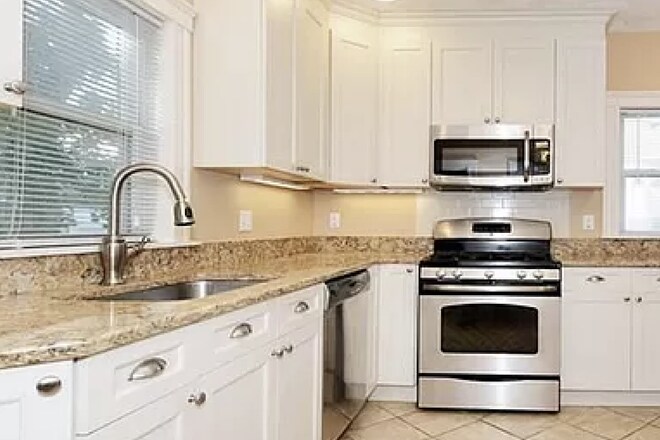 Primary Photo - 35 Saint Clements Rd